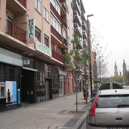 Cumbre Hostel Saragossa