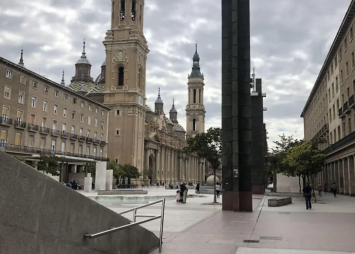 Cumbre Hostel Zaragoza
