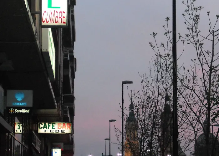 Cumbre Hostel Zaragoza